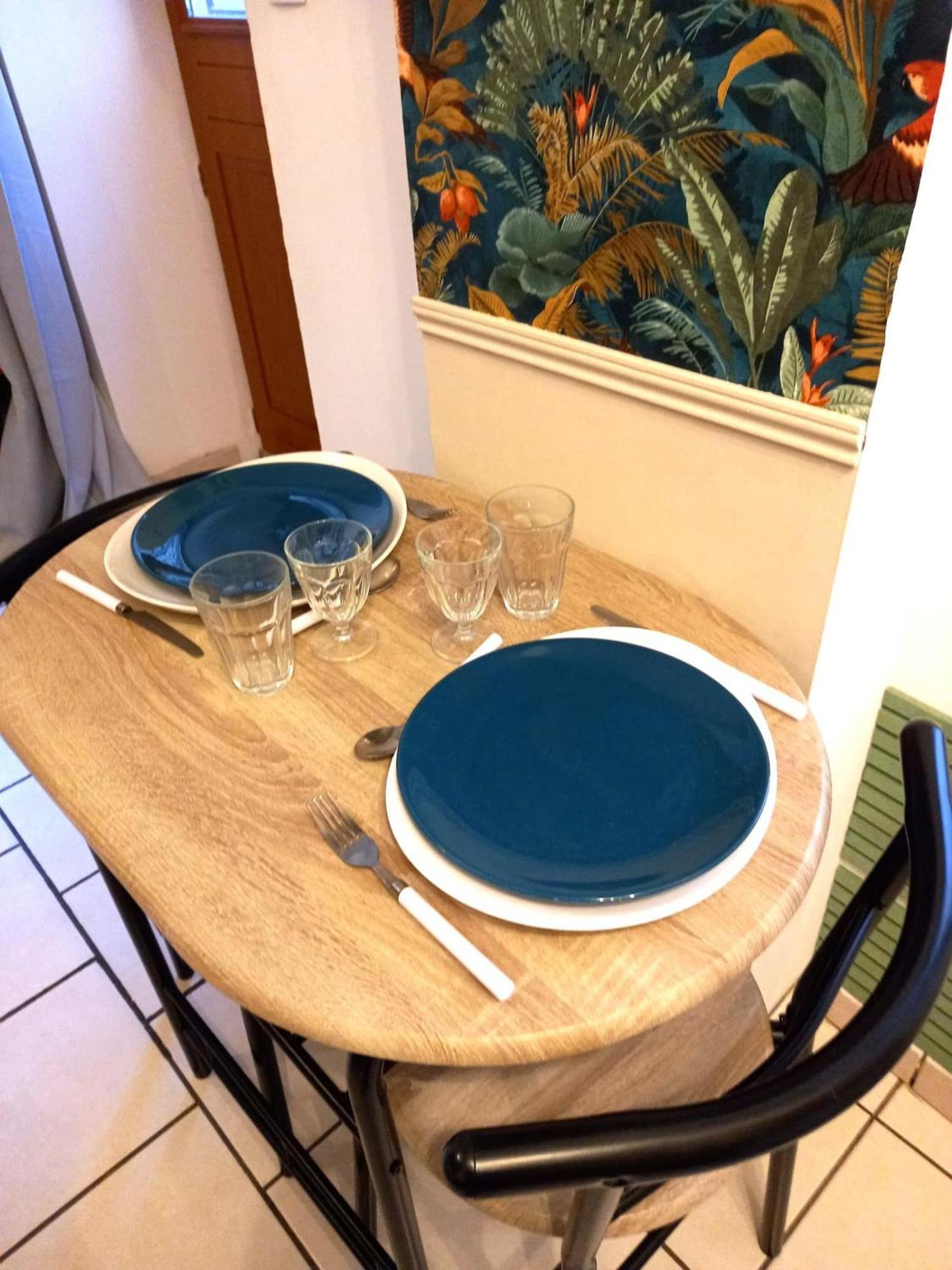 Duplex Charmant Au Coeur De Levroux 외부 사진